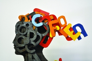 L'uomo fatto di lettere (particolare) © Sergio Gotti